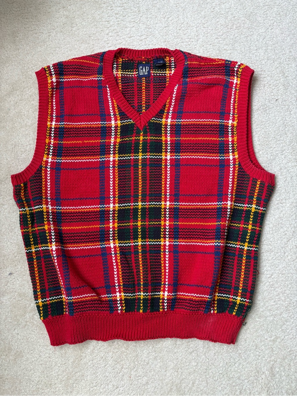 Vintage Gap red checkered plaid tartan knit vest sz L grandpa preppy academia